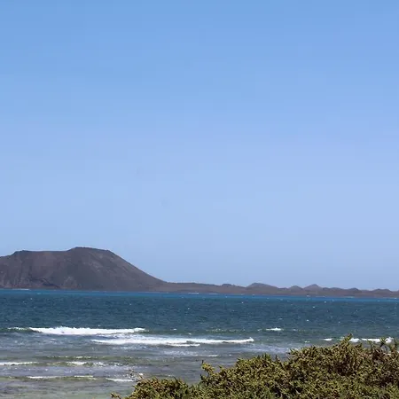 בית נופש Calcuta By Privilege Bay קורלחו